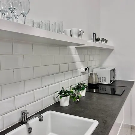 Apartmán Budget By Hi5- Akacfa Street *