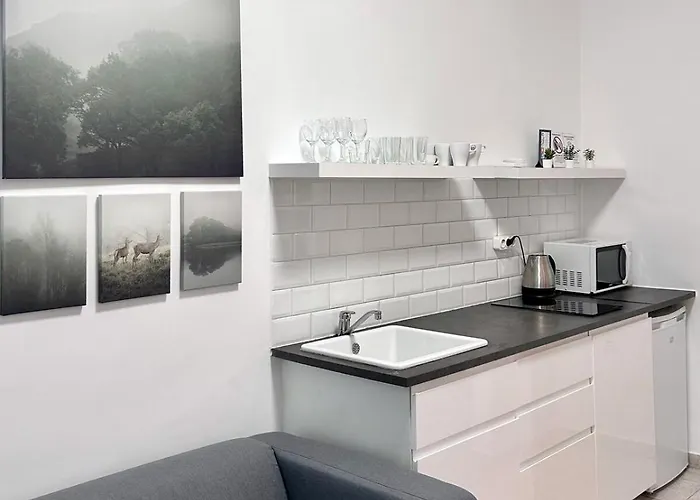 Budget By Hi5- Akacfa Street Budapest